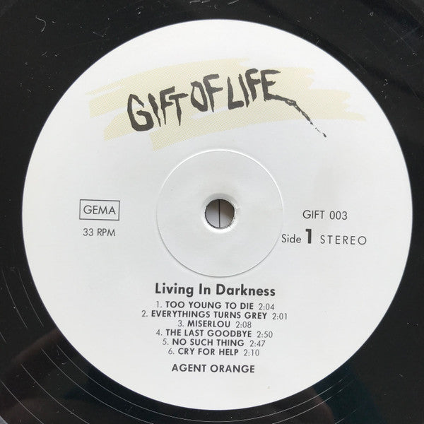 Agent Orange (7) : Living In Darkness (LP, Album)