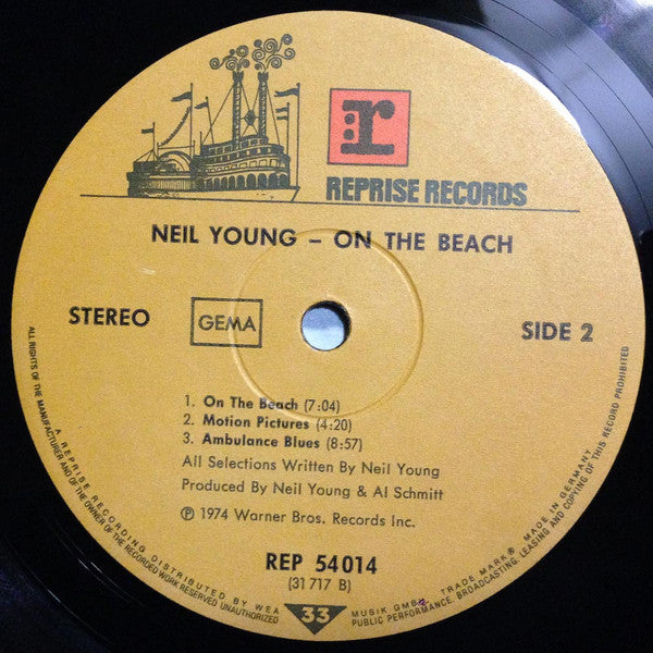 Neil Young : On The Beach (LP, Album)